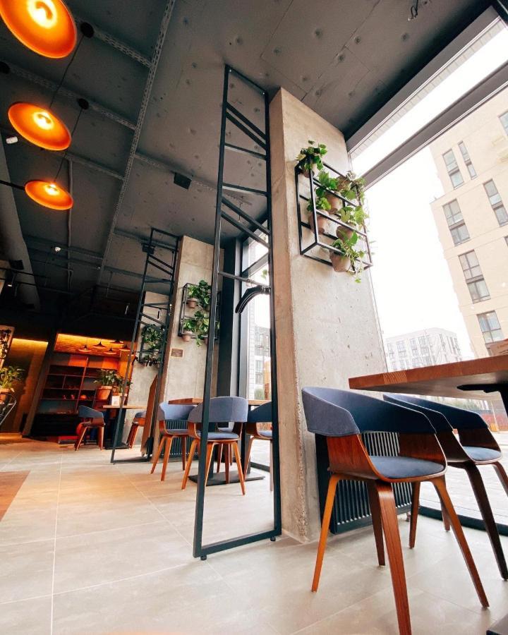 Nyvky Like Home - Fayna Town - Apt 398 Kiew Exterior foto